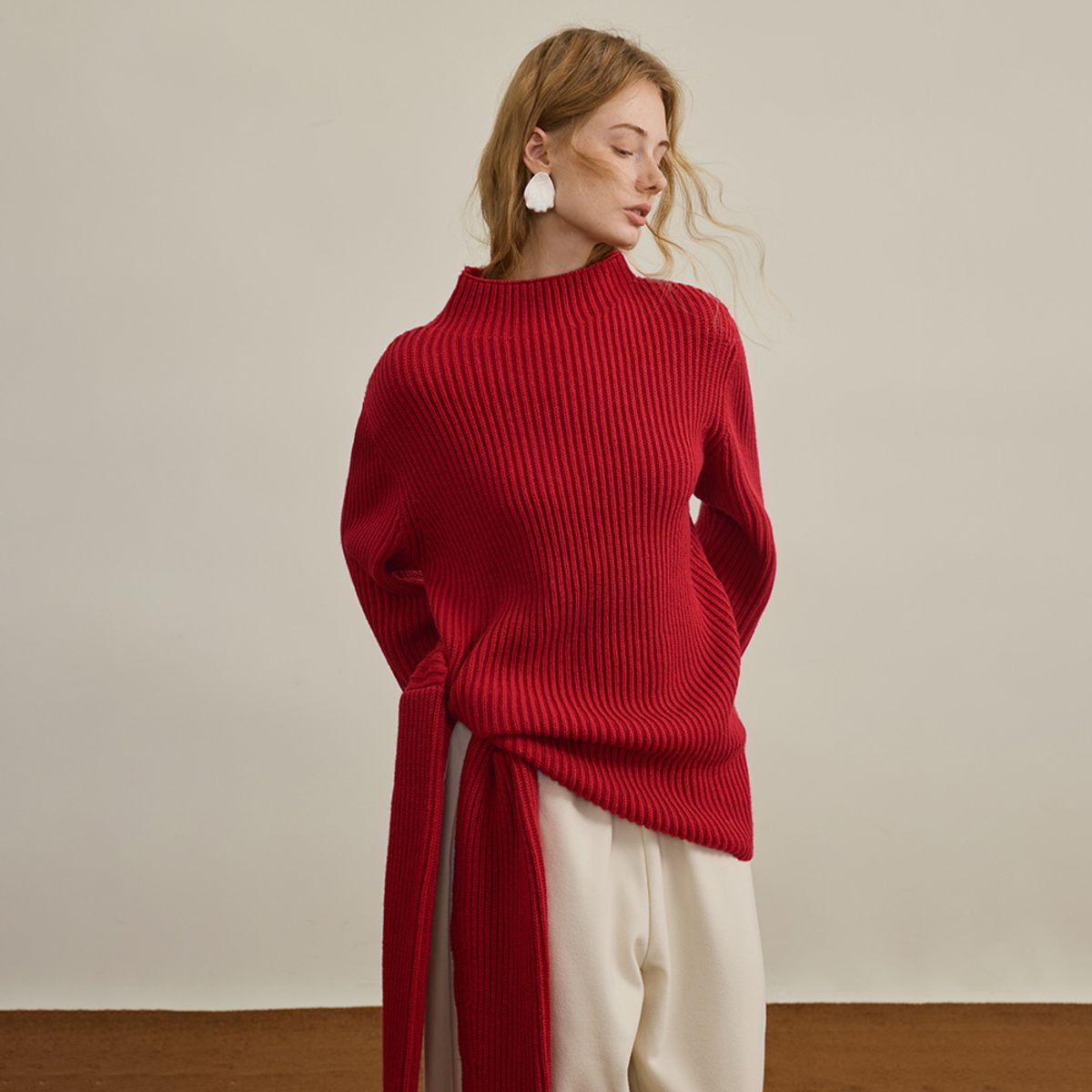 와이와이아이엠(YYIAM) YY_Sense side lace-up sweater