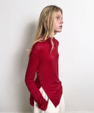 DIAGONAL BUTTON SLIT TOP (3color)