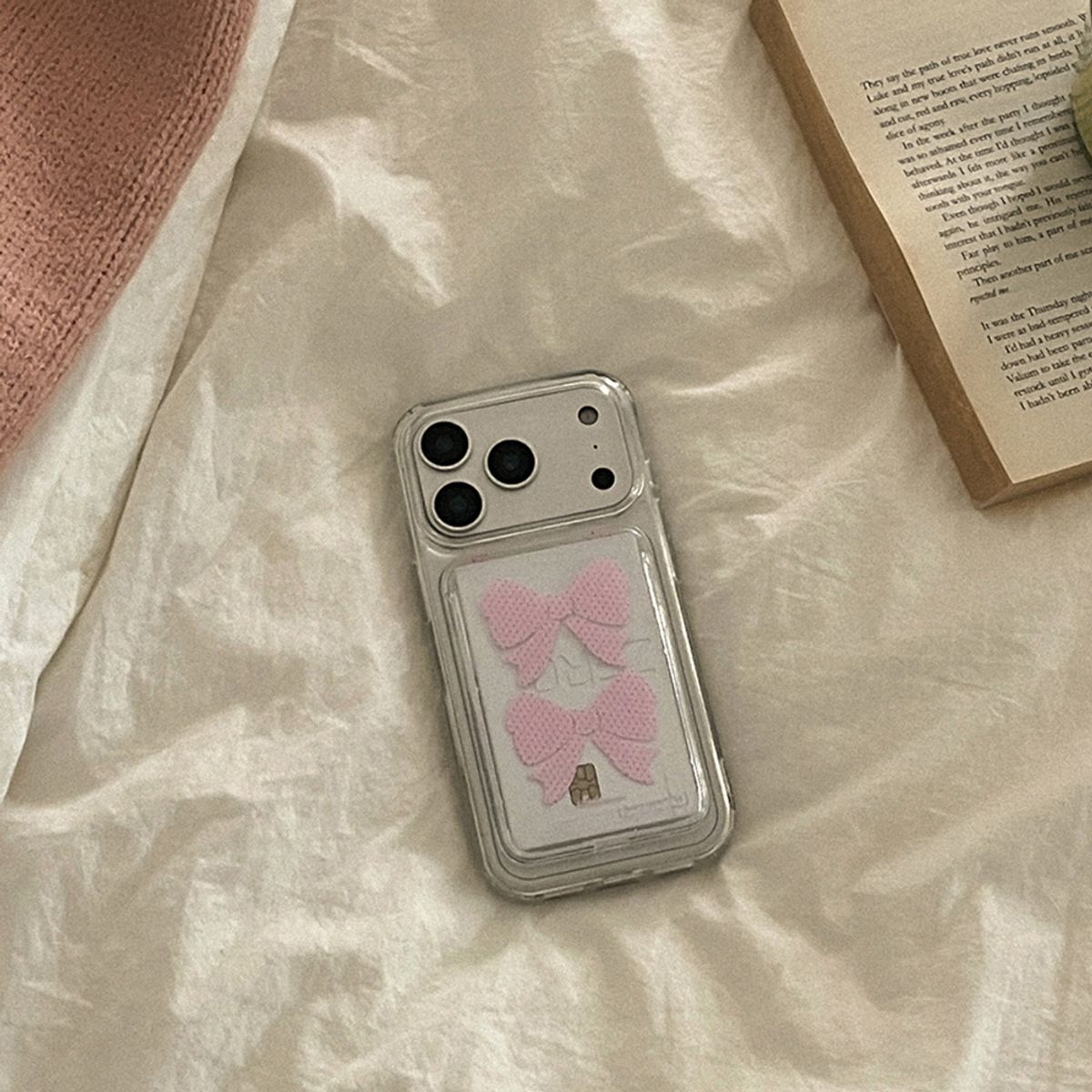 메이드모먼(MADEMOMENT) candy ribbon 디자인 [맥세이프 젤하드 폰케이스]