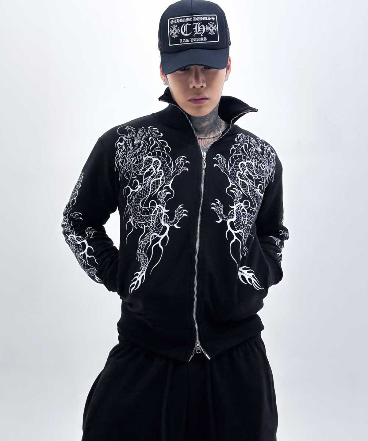 왓더파티(WHATTHEPARTY) Dragon Track Jaket - black(나염)