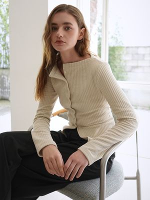 리브드 보트넥 가디건 / 라이트 베이지