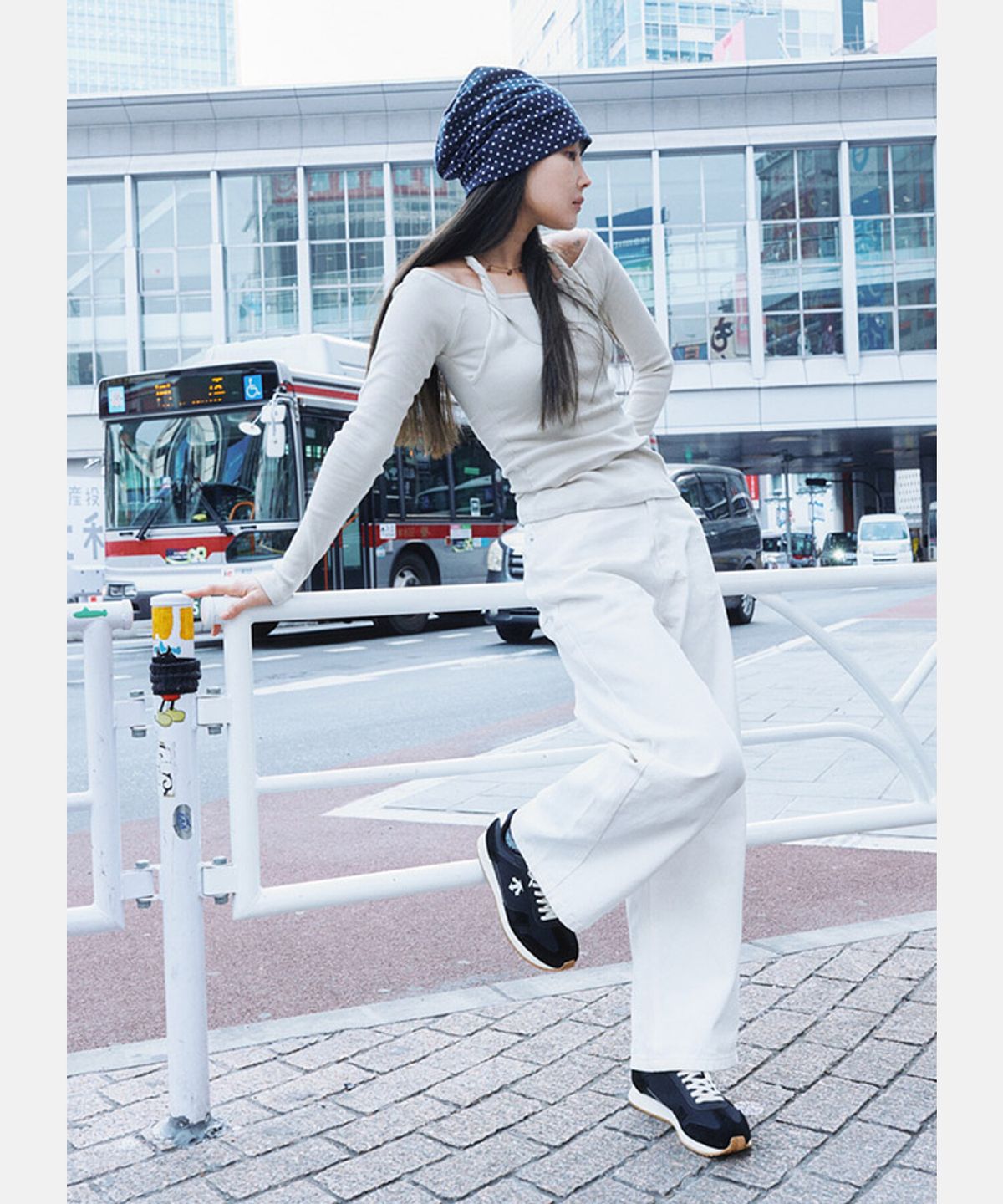 데상트(DESCENTE) 리트모 블랙 SR123LCR31