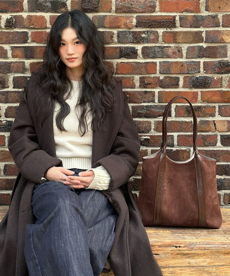 달티 스웨이드 숄더백