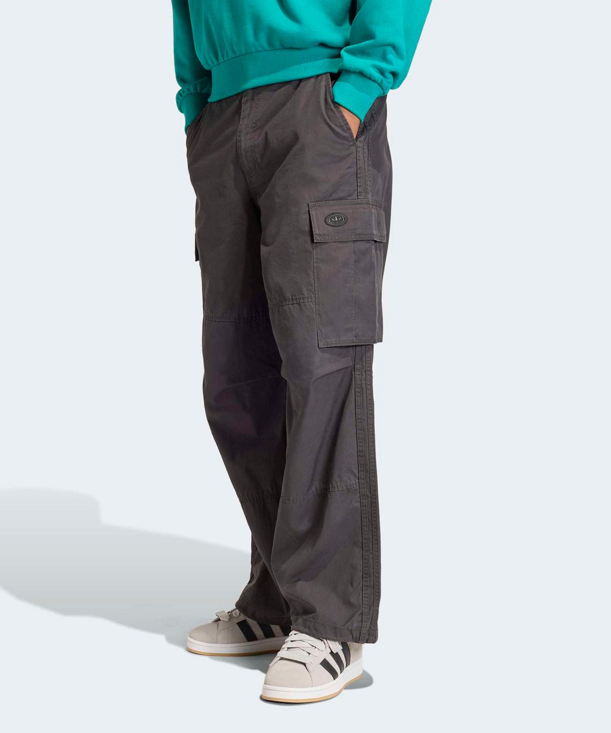 아디다스(ADIDAS) 90s 얼터너티브 스포츠 워시드 카고 팬츠 - 카본 / KS6854