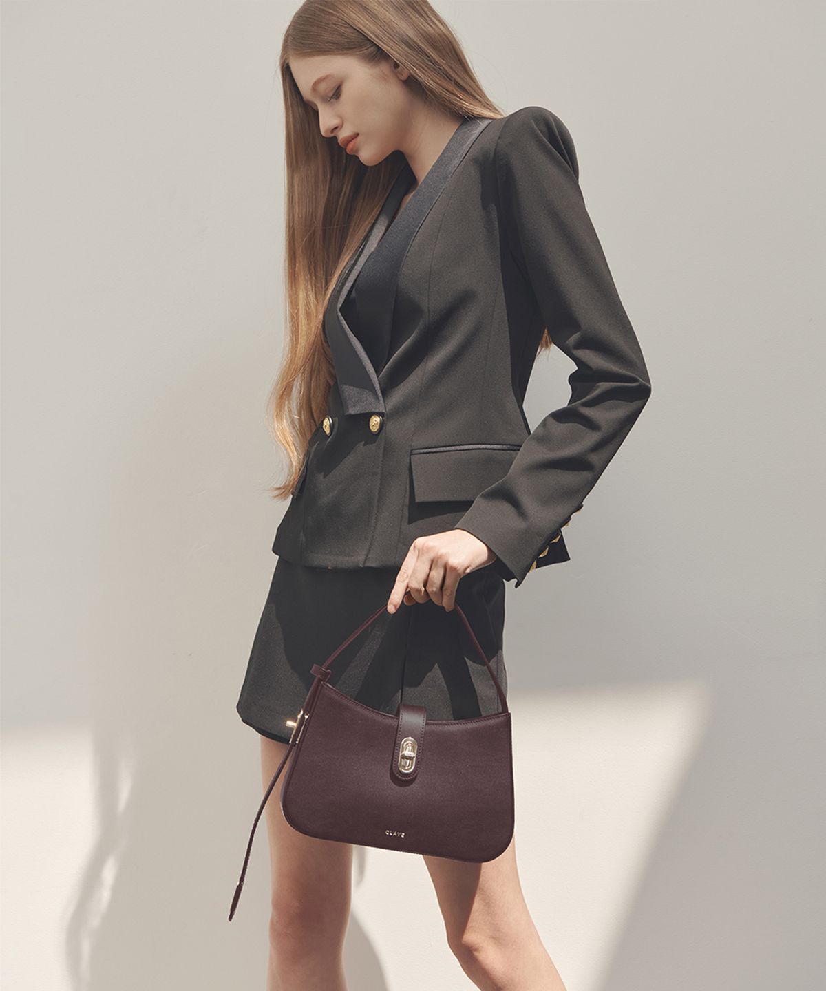 끌라베(CLAVE) 에스더 버건디 숄더백 (ESTHER Burgundy Shoulder Bag)