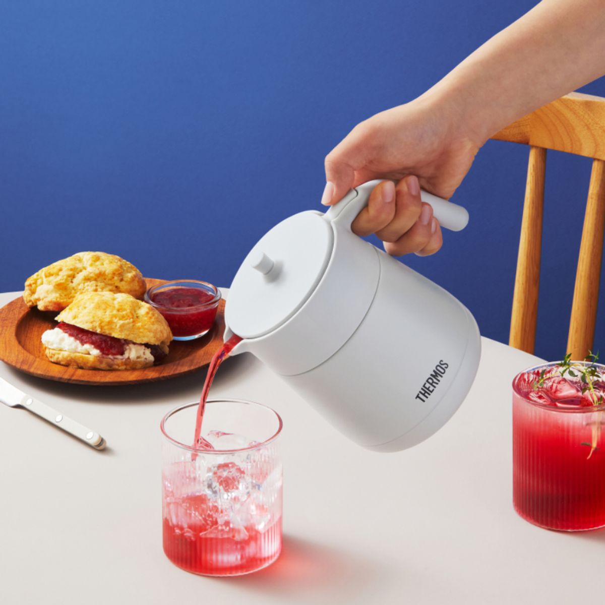 써모스(THERMOS) 보온보냉 스테인리스 테이블 티포트 TTE-700K (700ml)