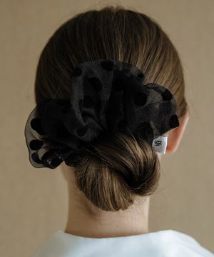 EN006 Black dot chiffon Scrunchie