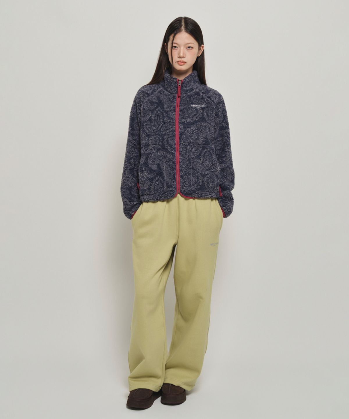 홈바디띵즈(HOMEBODY THINGS) HBT Classic Wide Sweat Pants (SAGE GREEN)