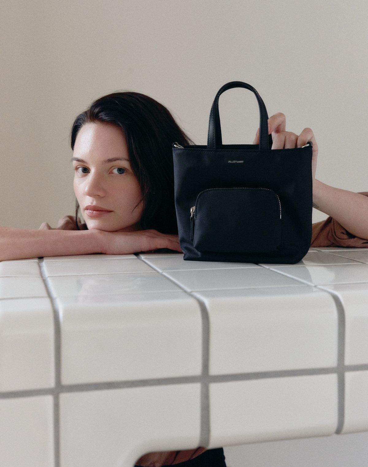 질스튜어트액세서리(JILLSTUART ACC) [ESSENTIAL] 나일론 에센셜 미니 토트 블랙