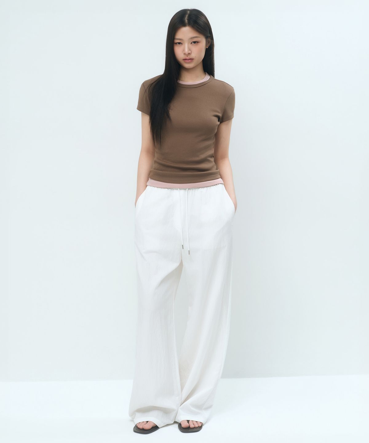 무신사 스탠다드 우먼(MUSINSA STANDARD WOMAN) 우먼즈 RN 와이드 밴딩 팬츠 [화이트]