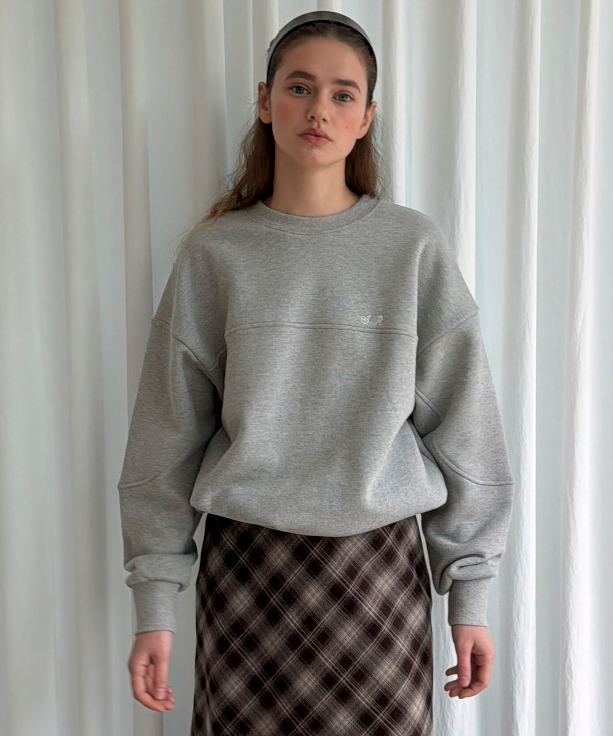 쏘이르(SO IR) LINE SWEATSHIRT - GRAY