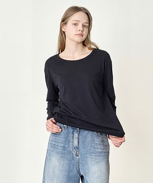 여성 찰랑 스판 U넥 오버핏 긴팔티셔츠 블랙