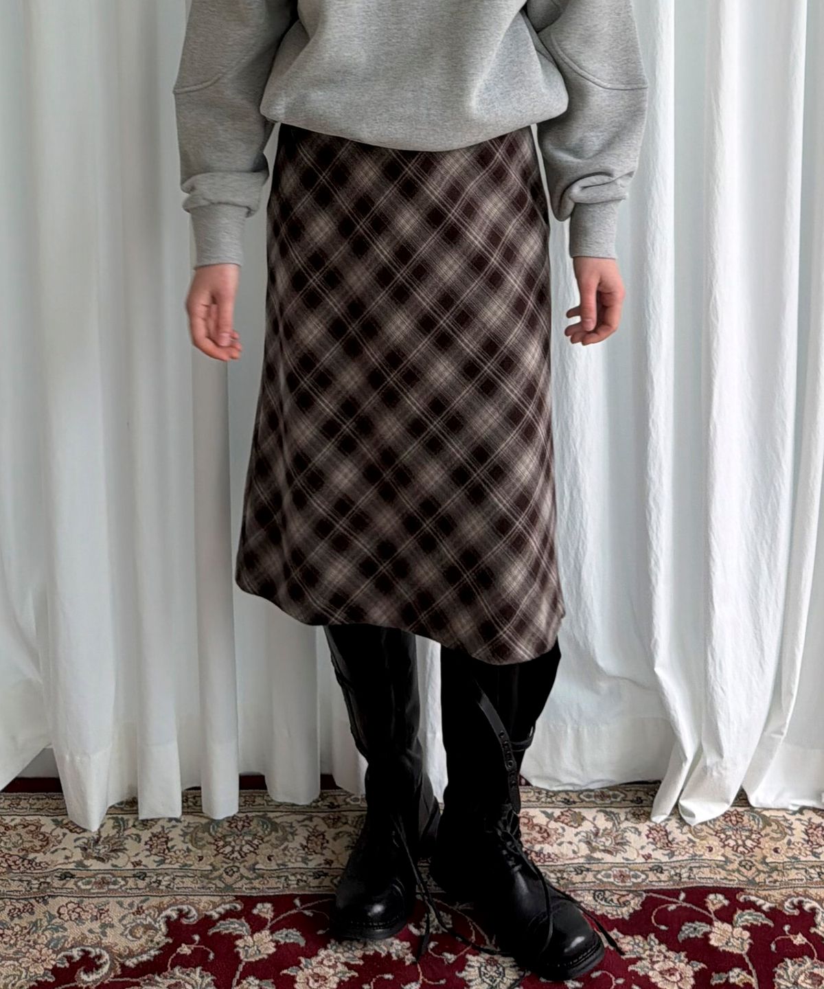 쏘이르(SO IR) LACE POINTED CHECK SKIRT - BROWN