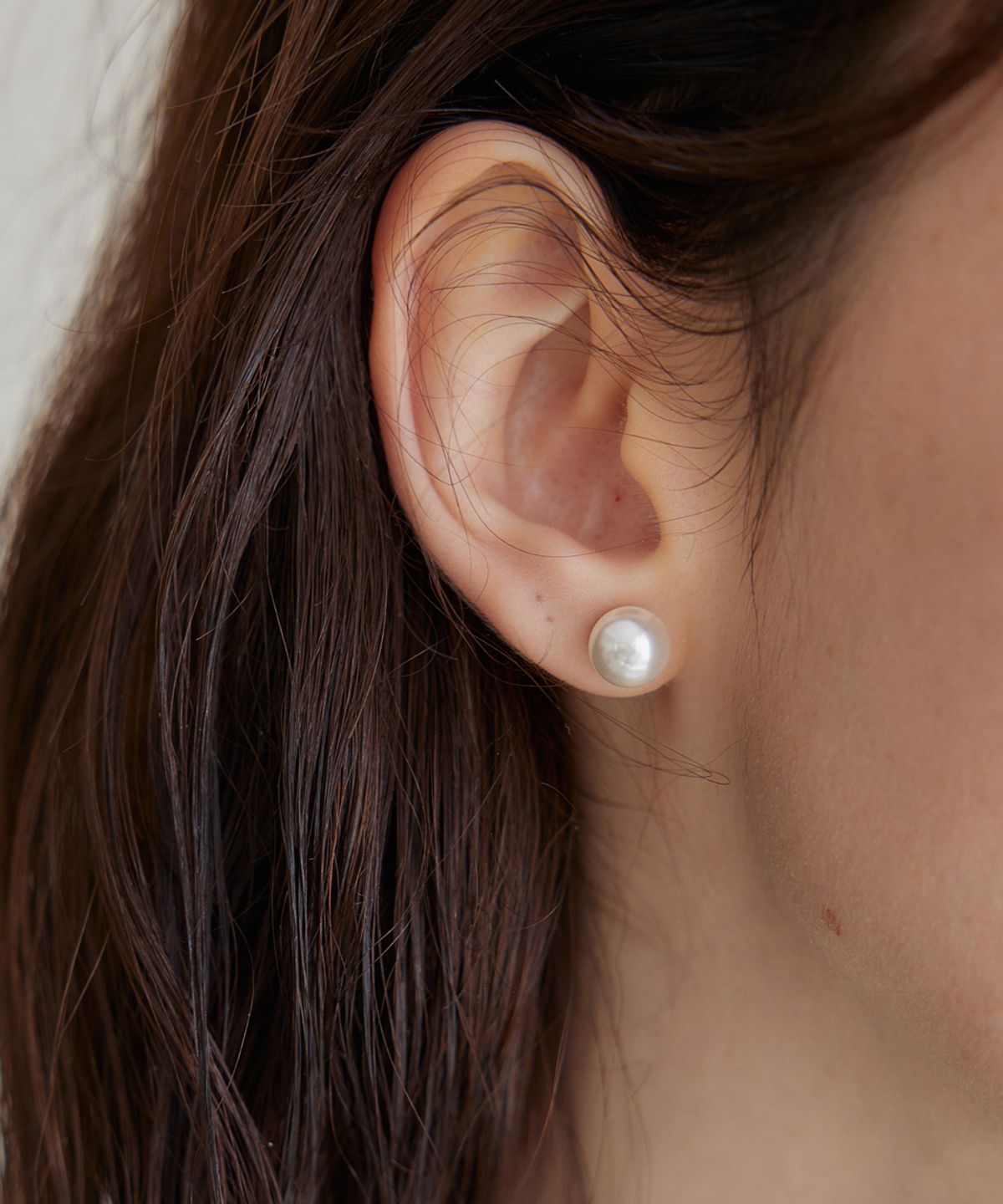 메리모티브(MERRYMOTIVE) White basic pearl earring