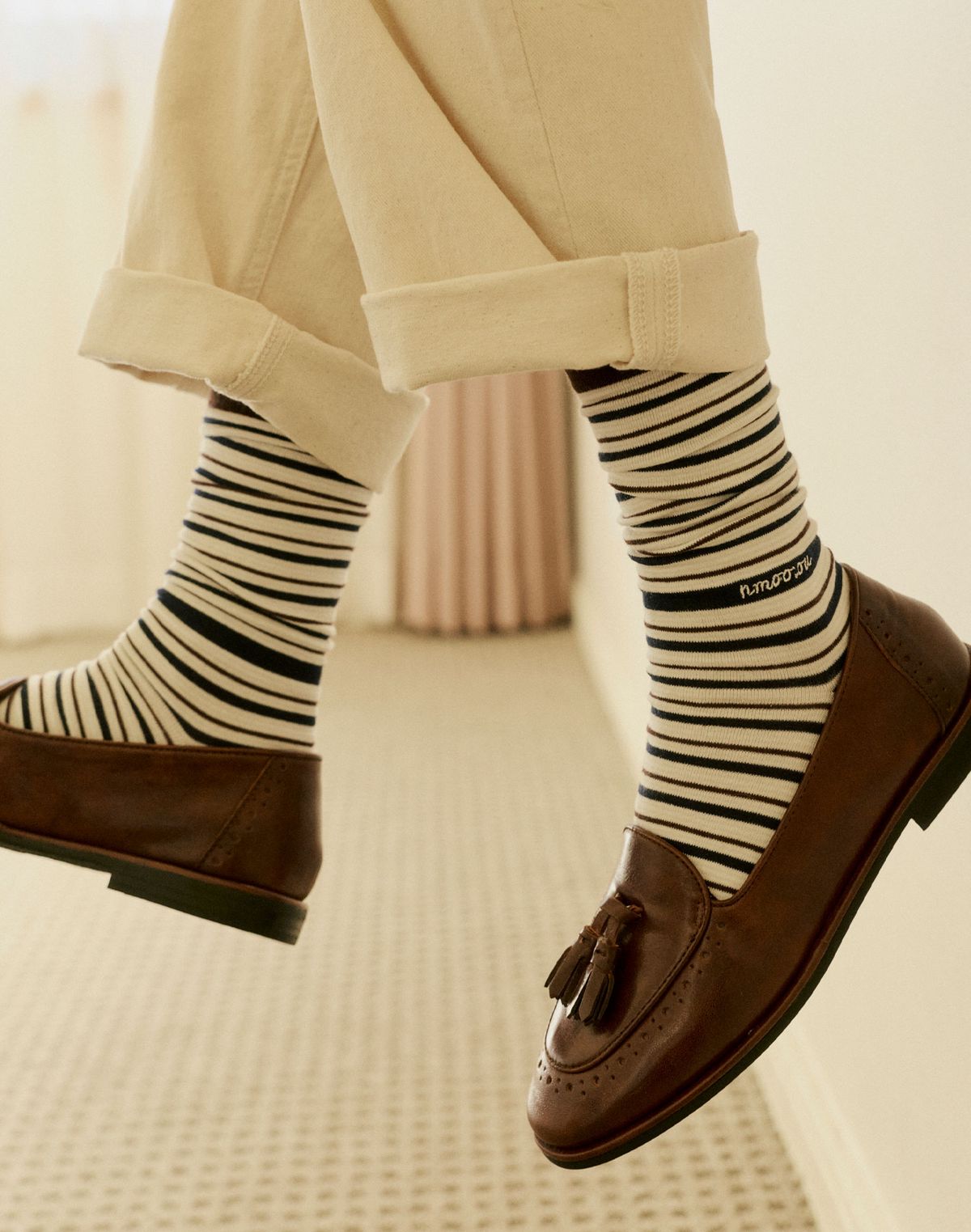 앤무오유(NMOU) S57_MOOD STRIPE_brown