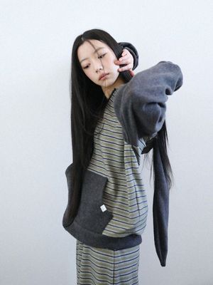 레빗 이어 후드 스트라이프 집업(카키)