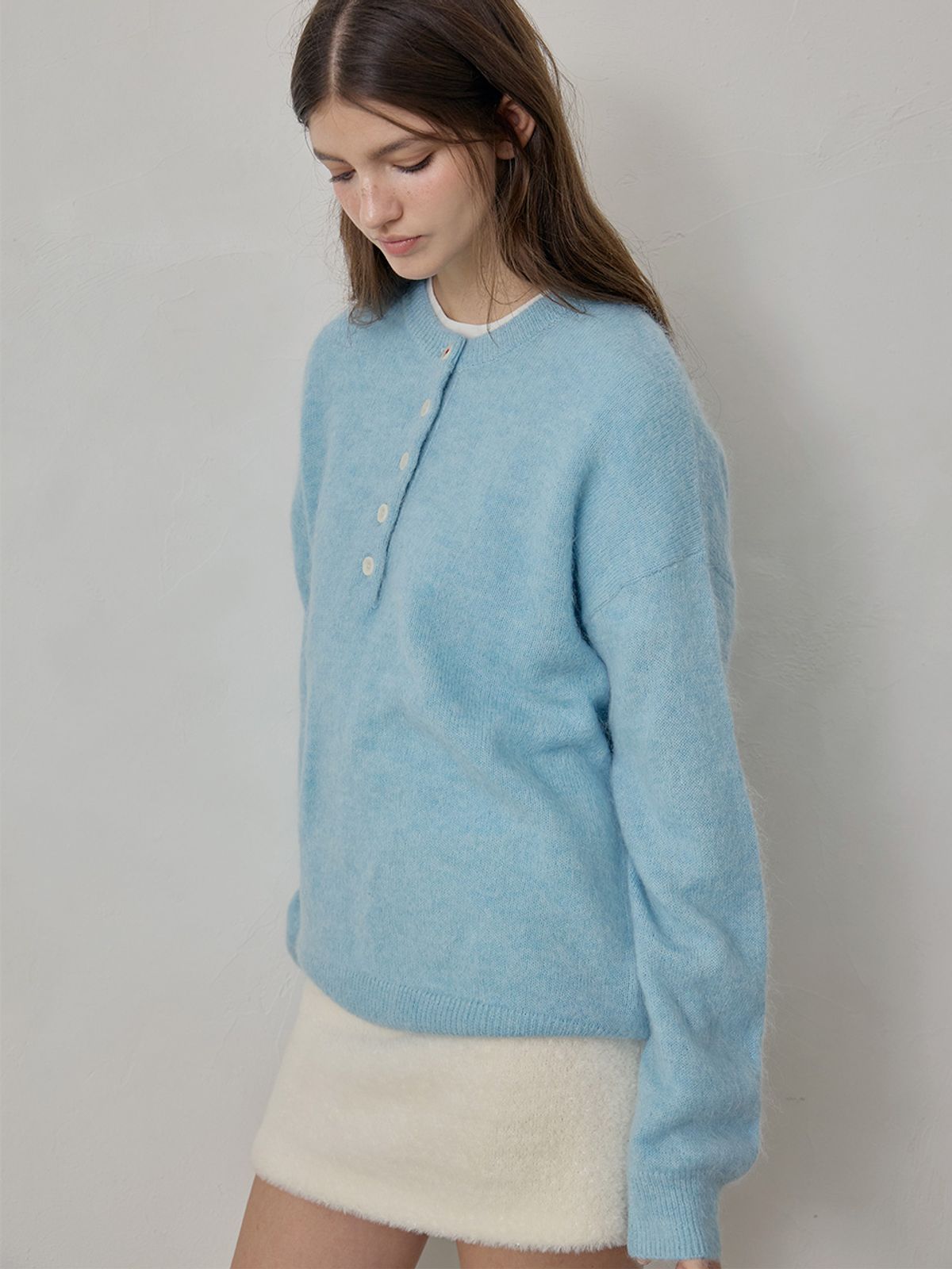 졸리앙볼(JOLIEENVOL) Alpaca Wool Henry Sweater - over fit (Blue Ciel)