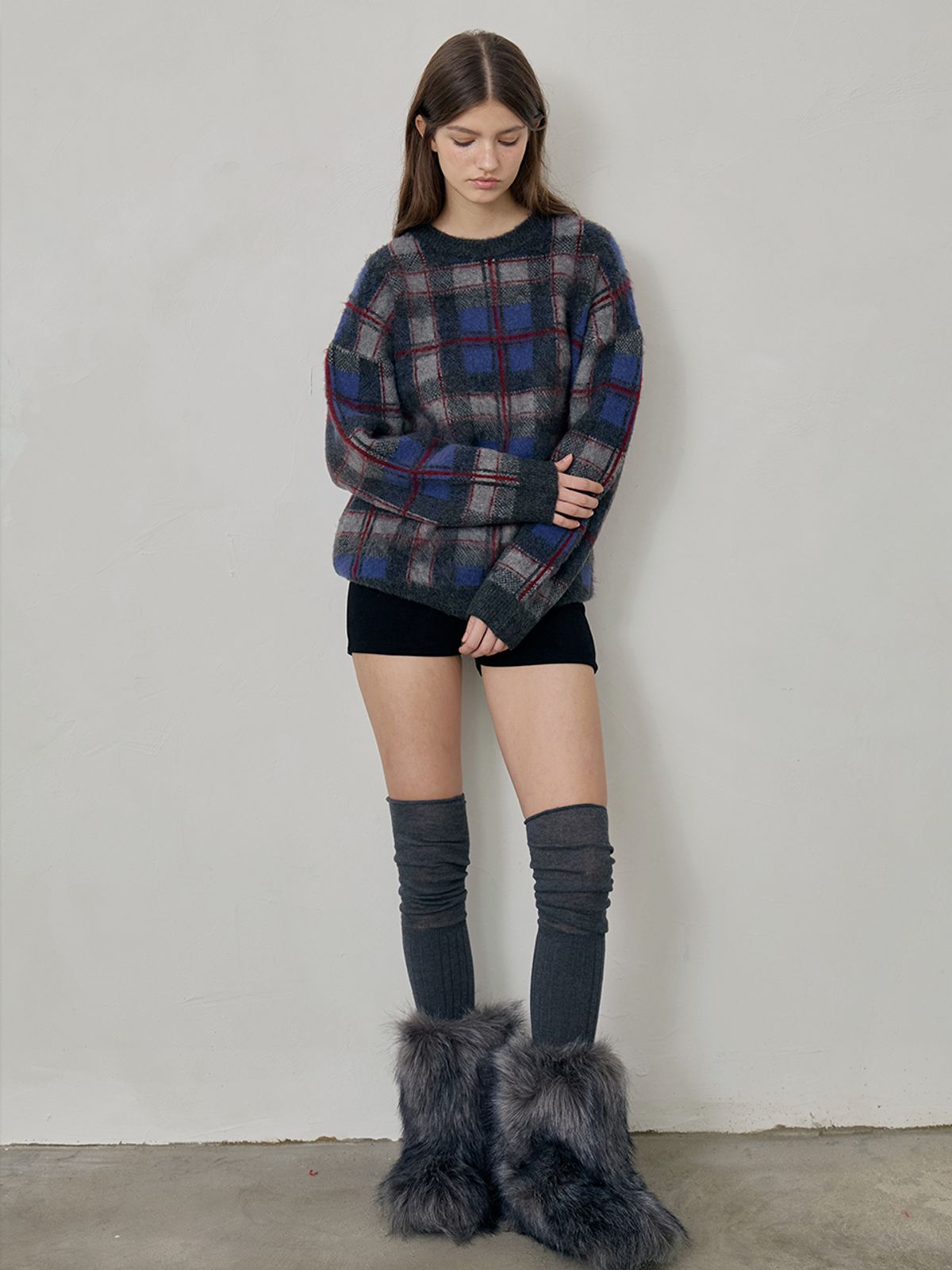 졸리앙볼(JOLIEENVOL) Hearth Check Sweater_hairy (Gris Minuit CHECK)