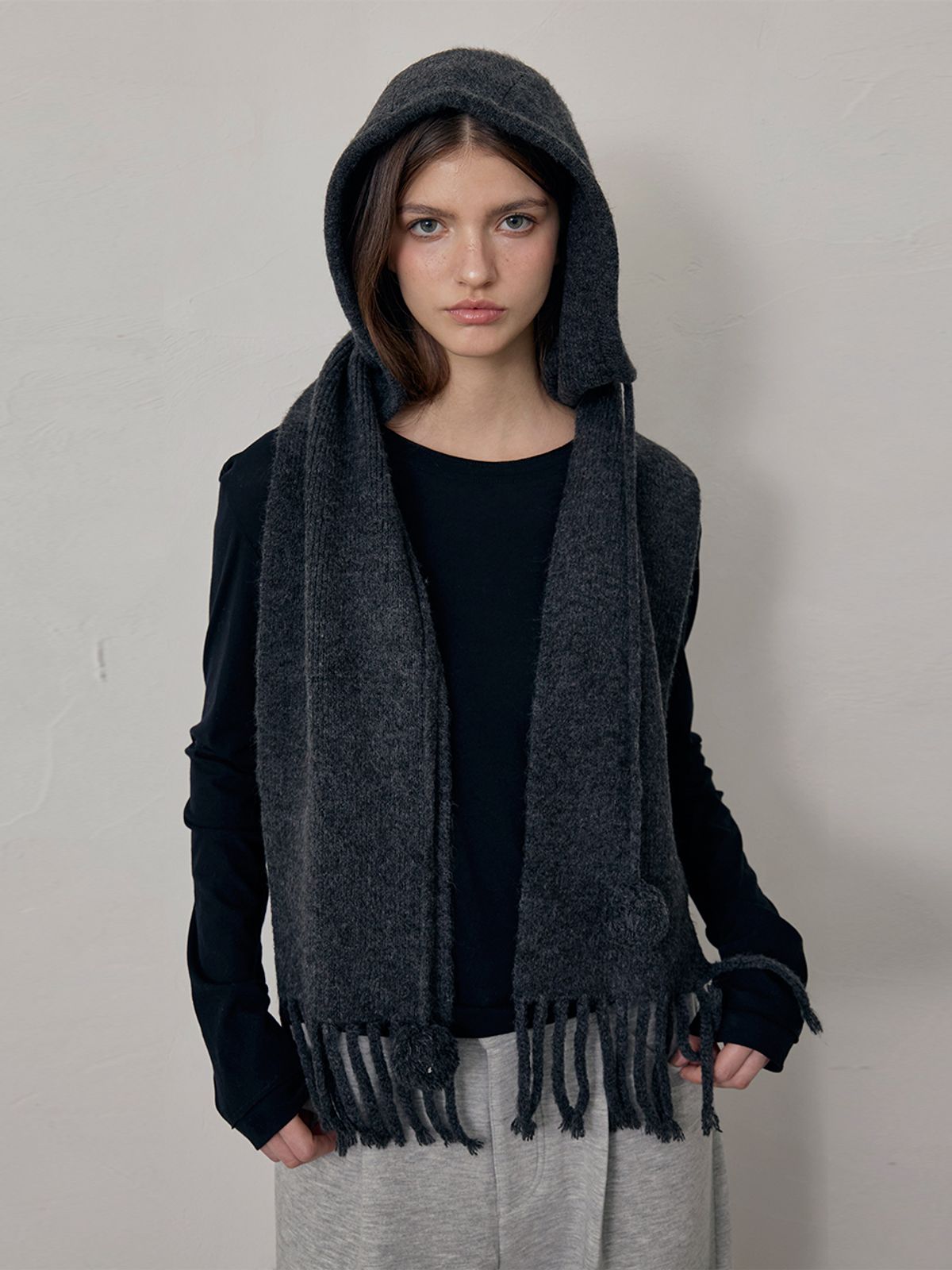 졸리앙볼(JOLIEENVOL) Hoodie Muffler (Charcoal)