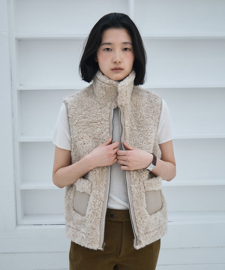 REVERSIBLE MUSTANG VEST (BEIGE)