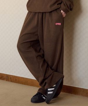 Love, cozy 자수 플리스 와이드 스웨트 팬츠 AP906 (브라운)