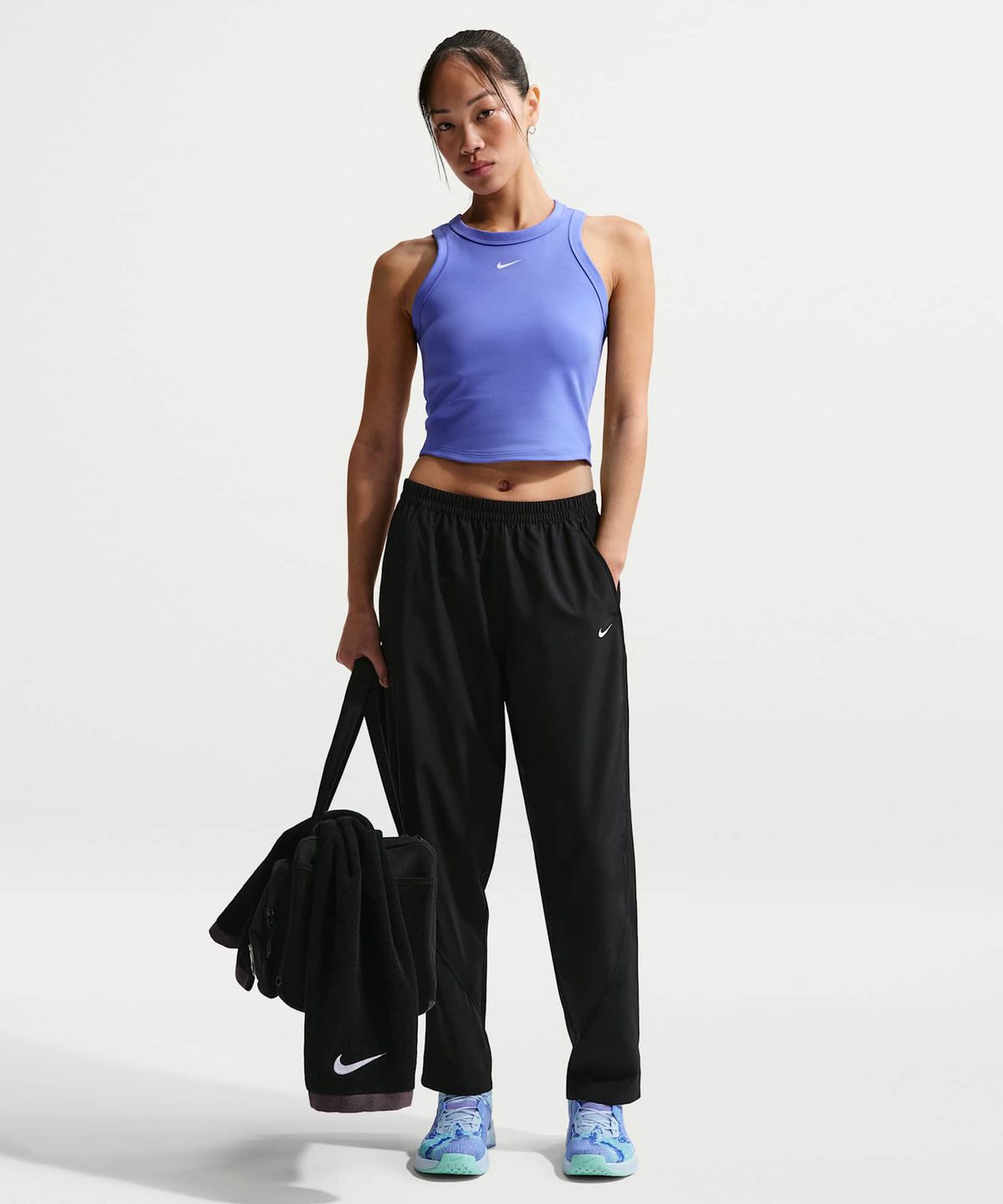 나이키(NIKE) 원 드라이 핏 미드라이즈 우븐 팬츠 W - 블랙:화이트 / II4477-010