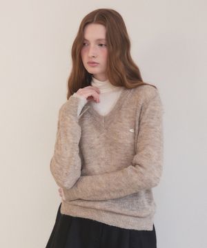 Hairy layered soft v neck knit - moca