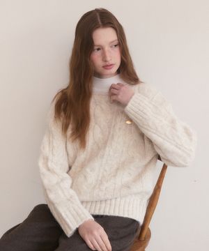 Boat neck hairy twist knit - cream