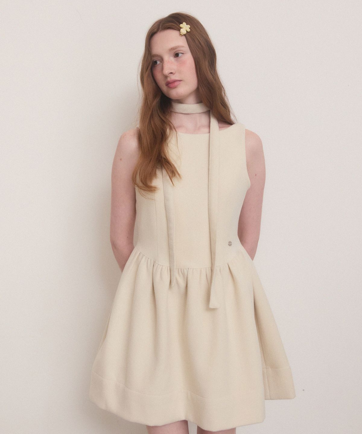 어다울(ADAUL) Double flare winter mini dress - ivory