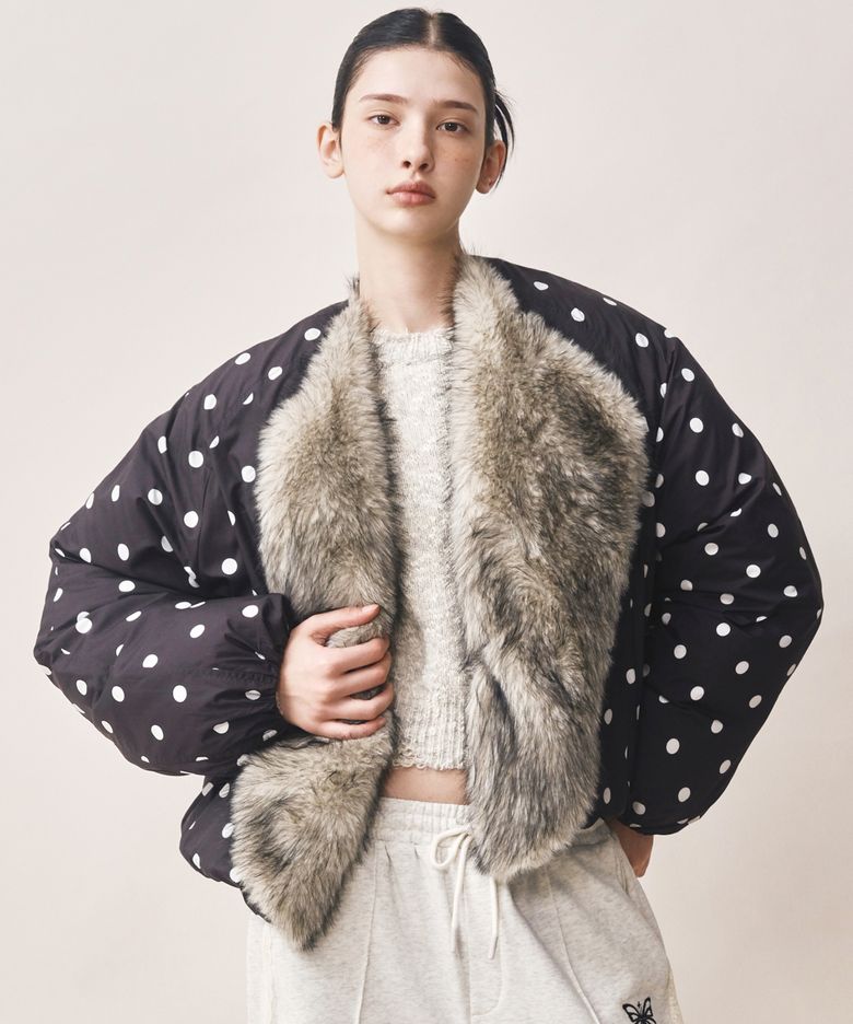 DOT FUR SHAWL VOLUME PUFFER PADDING_BLACK WHITE
