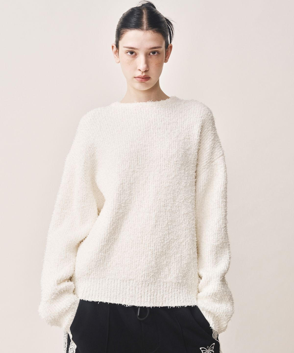 닉앤니콜(NICK&NICOLE) SOFT BOUCLE LS SWEATER_CREAM