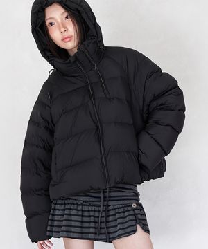 HOODED DUCK DOWN CROPPED PUFFER JACKET, BLACK