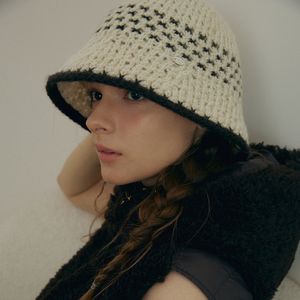 Line knit bucket hat_4color