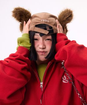 트위스트 퍼 캡 브라운