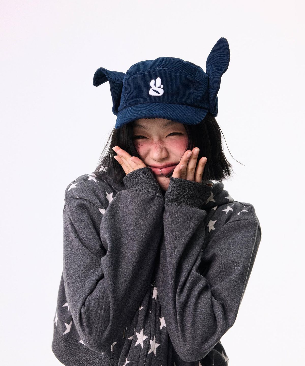 예그(YEGG) 트위스트 코드 캡 네이비