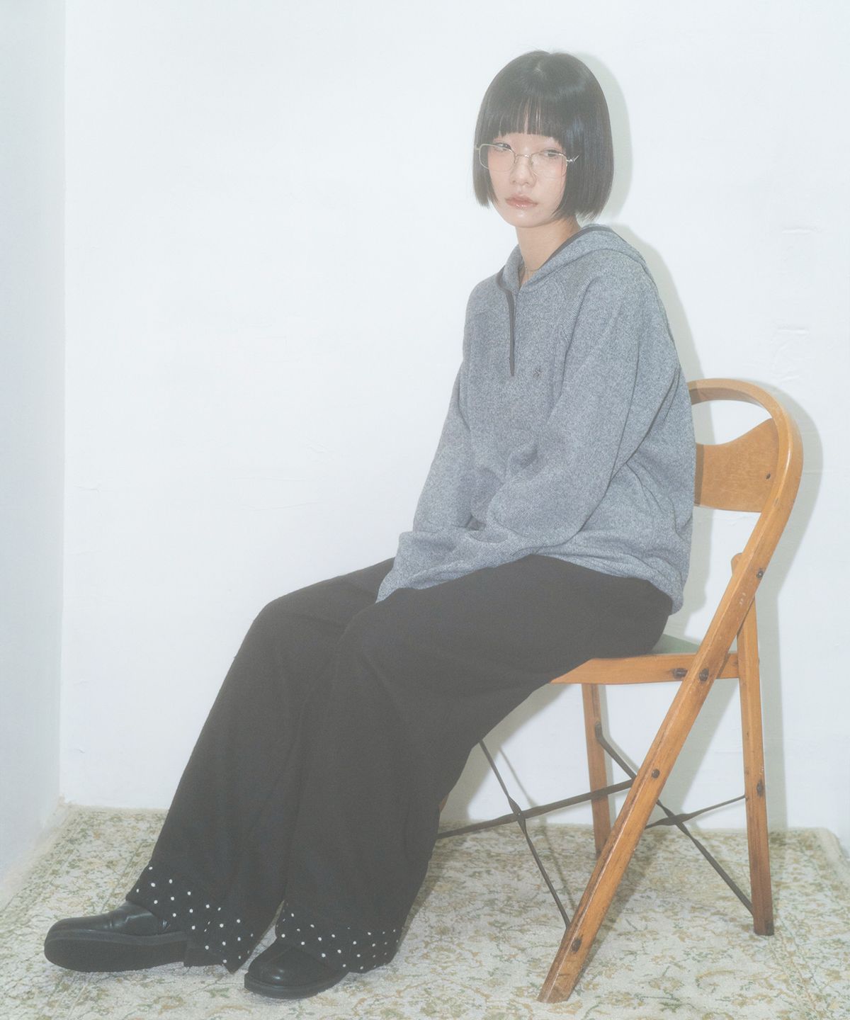 딜레이오프(DELAYOFF) 도트 포인트 와이드 울 밴딩 팬츠 [블랙]