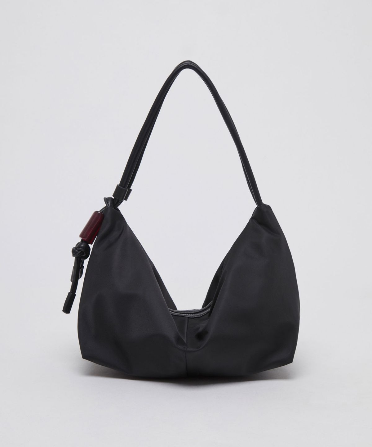 아카이브앱크(ARCHIVEPKE) Ridge shoulder bag(Nylon black)_OVBAX26105BLK