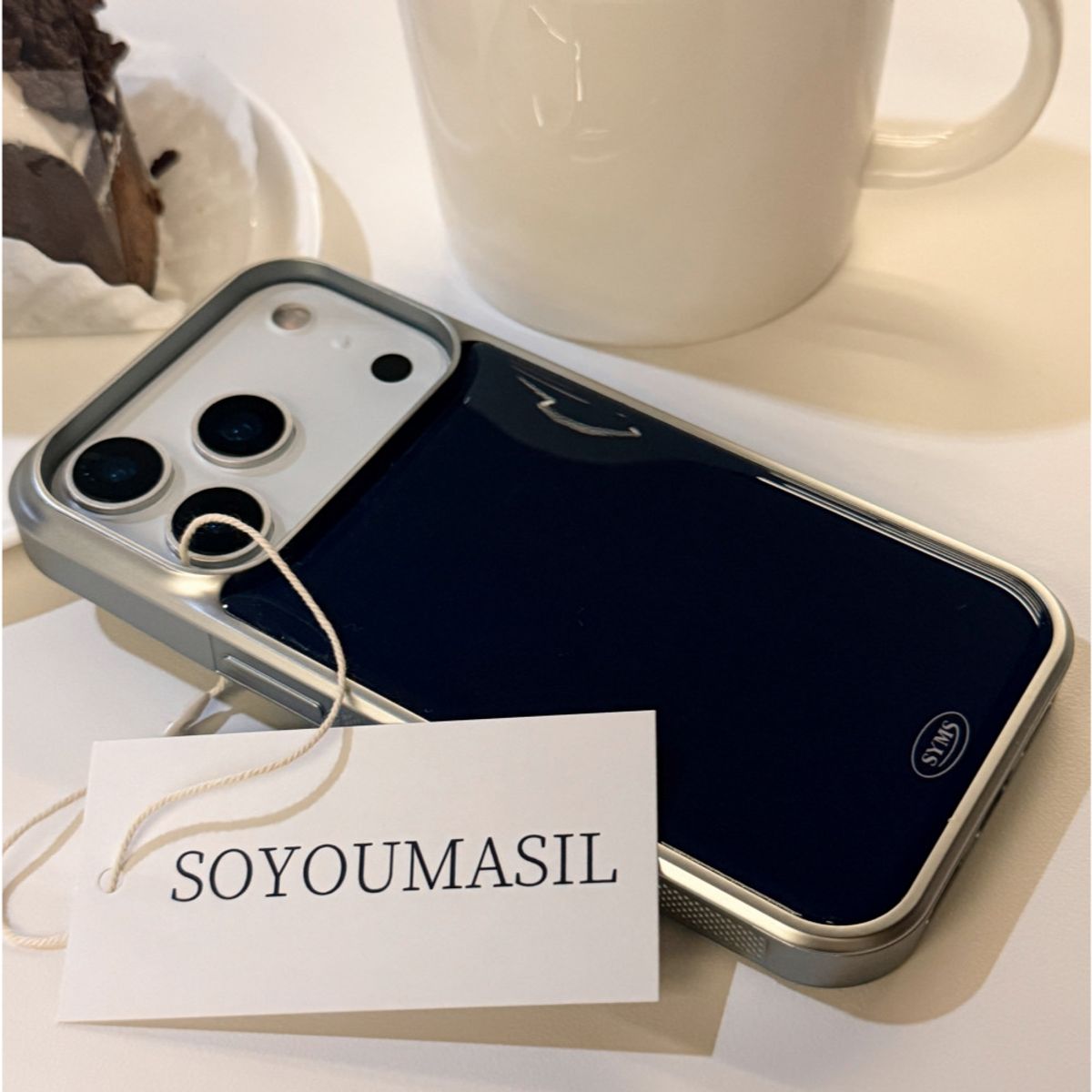 소유마실(SOYOUMASIL) [맥세이프 추가] Deep Navy 블랙/실버 에폭시범퍼케이스