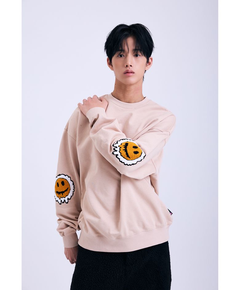 스마일 엘보우 맨투맨 베이지