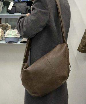 링클 호보백_BROWN