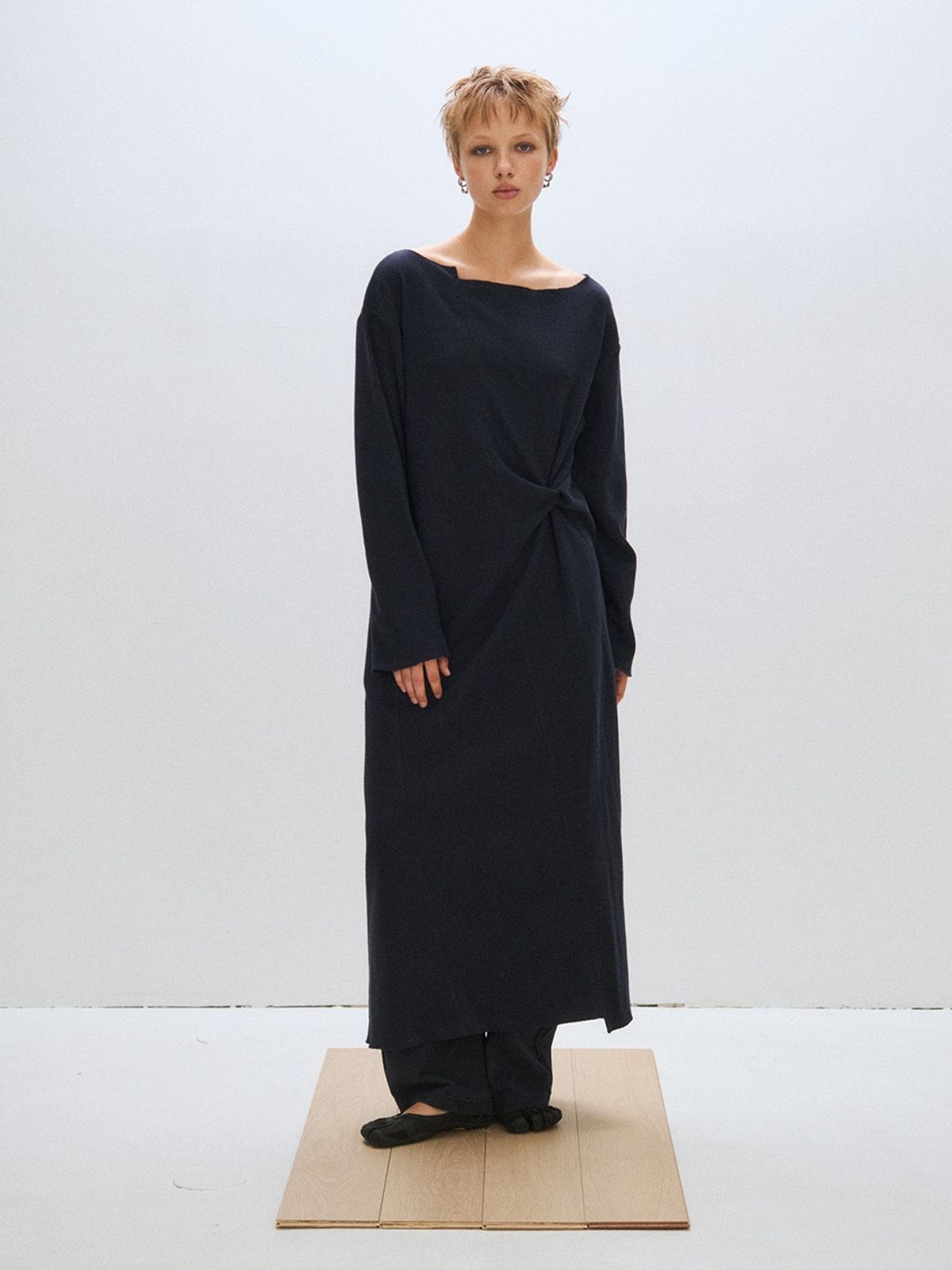플리즈프로젝트(PLZPROJECT) ASHYMMETRIC MAXI DRESS, NAVY