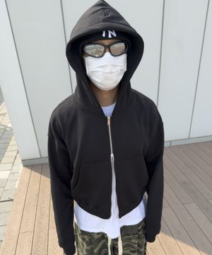 Edition8. 다이아 스웨트 투웨이 크롭 후드집업 (블랙)