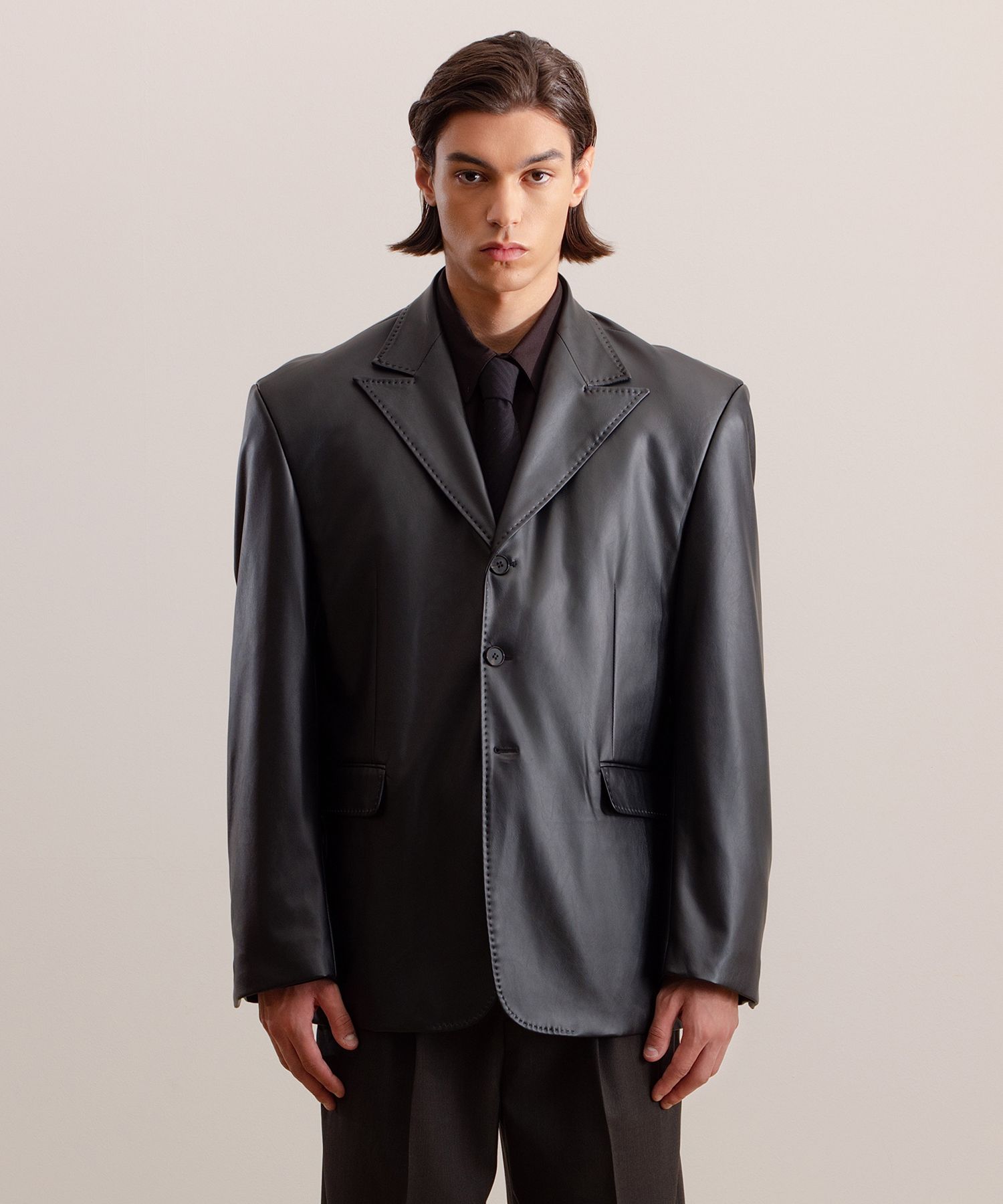 MUSINSA公式 | VEIYD フォウ レザー ピークドラペル テーラード