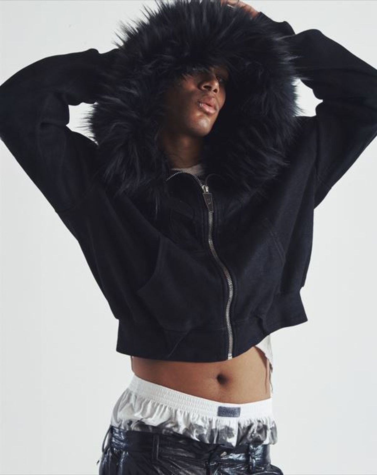 스쿠읏 핸드미다운즈(SKOOT HANDMEDOWNS) Mola Fur Zip-up Hoodie
