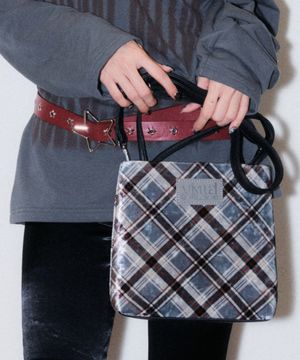 체크 미니 벨벳 크로스 백 [차콜]