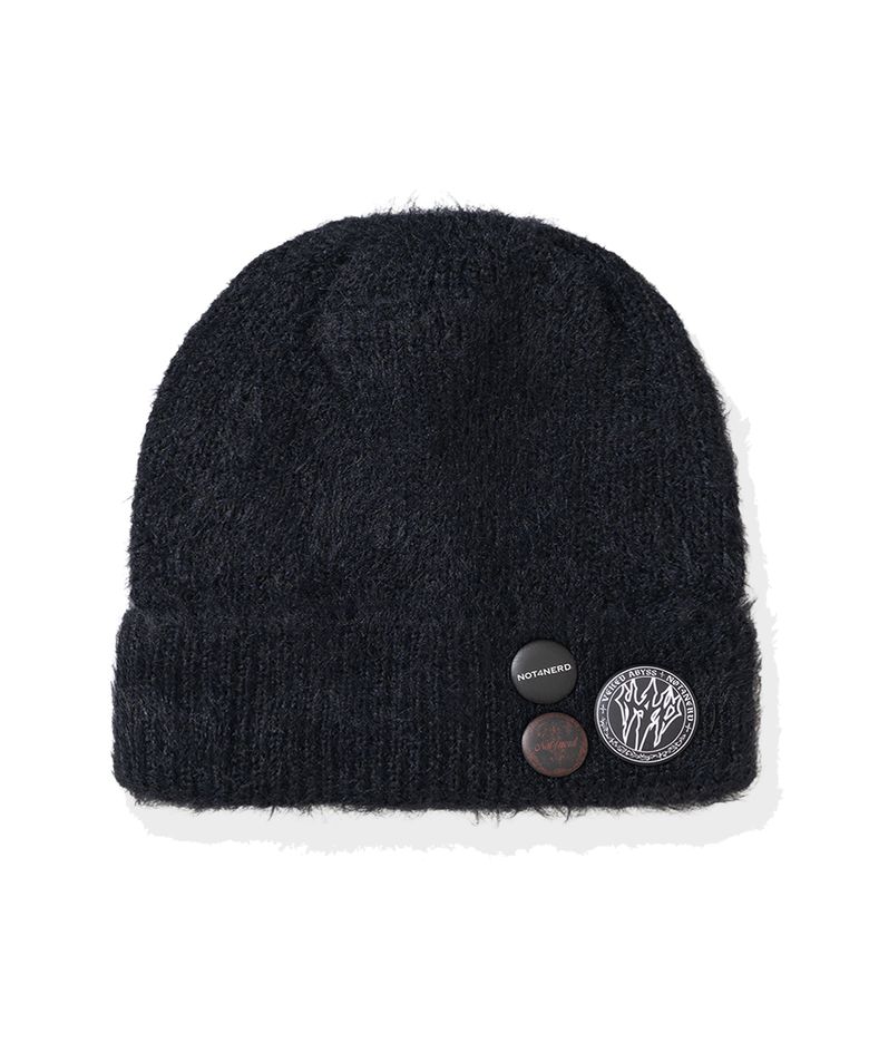 Long Cuff Badge Beanie - Black