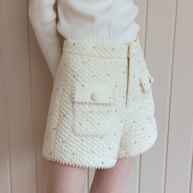 Cest_Elegant quilted short pants
