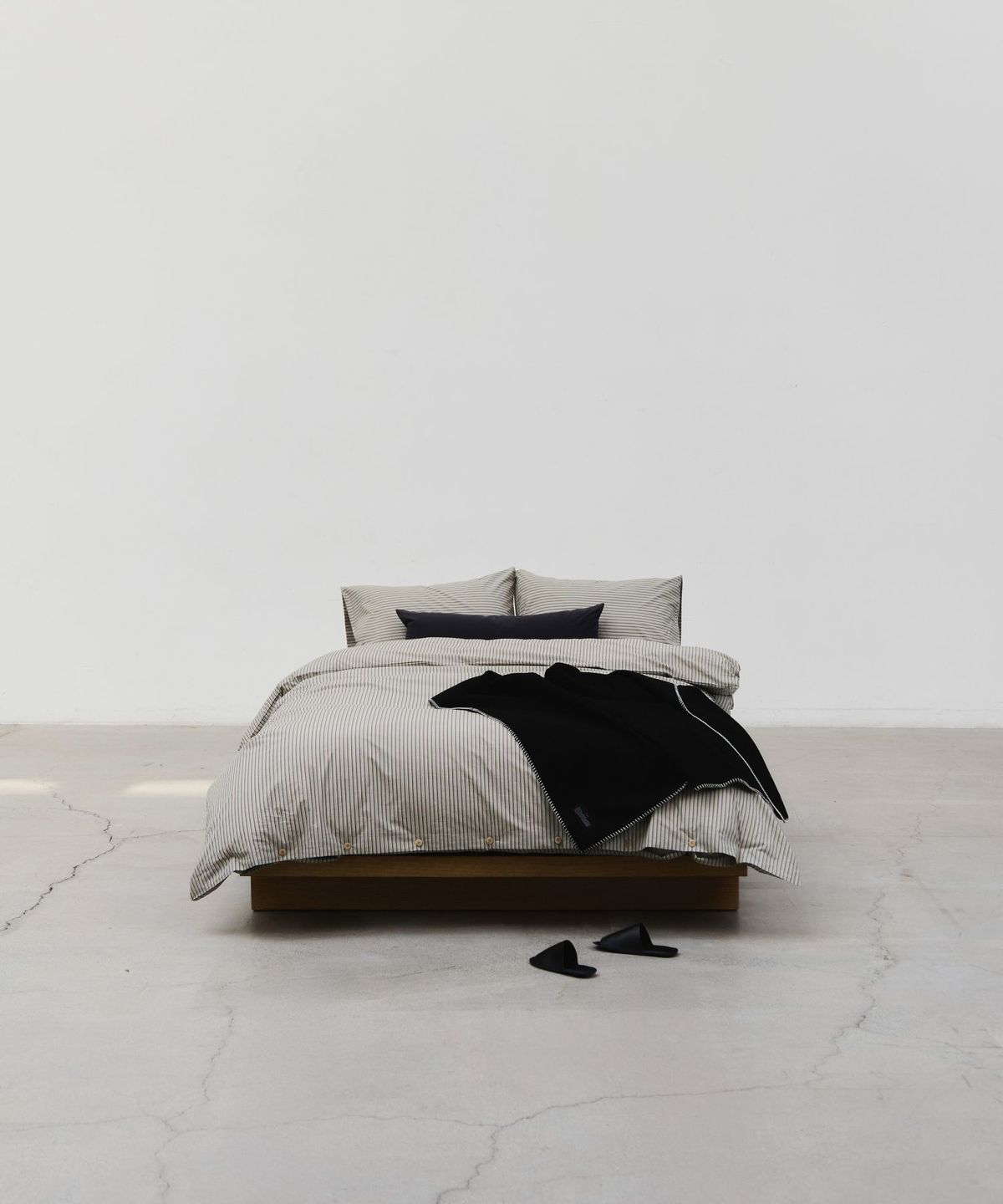 지비에이치 홈(GBH HOME) DUVET COVER - THIN STRIPE MOSS (2 SIZES)