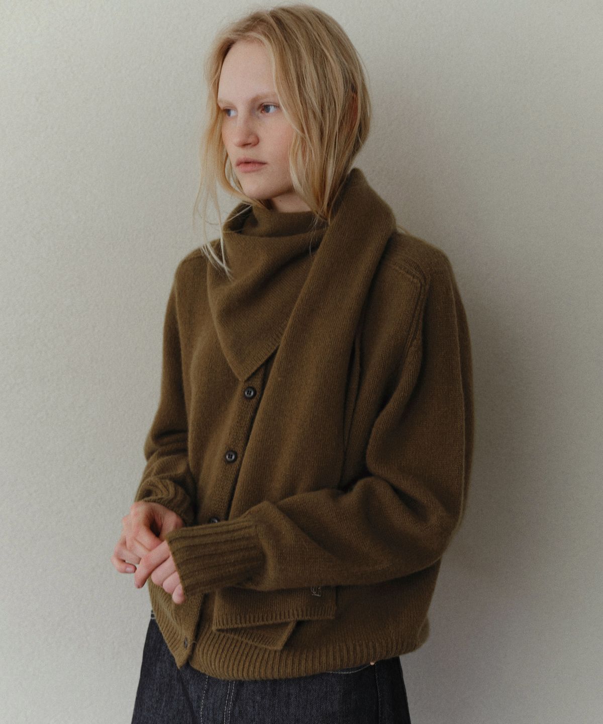 유라고(URAGO) Wool muffler set cardigan