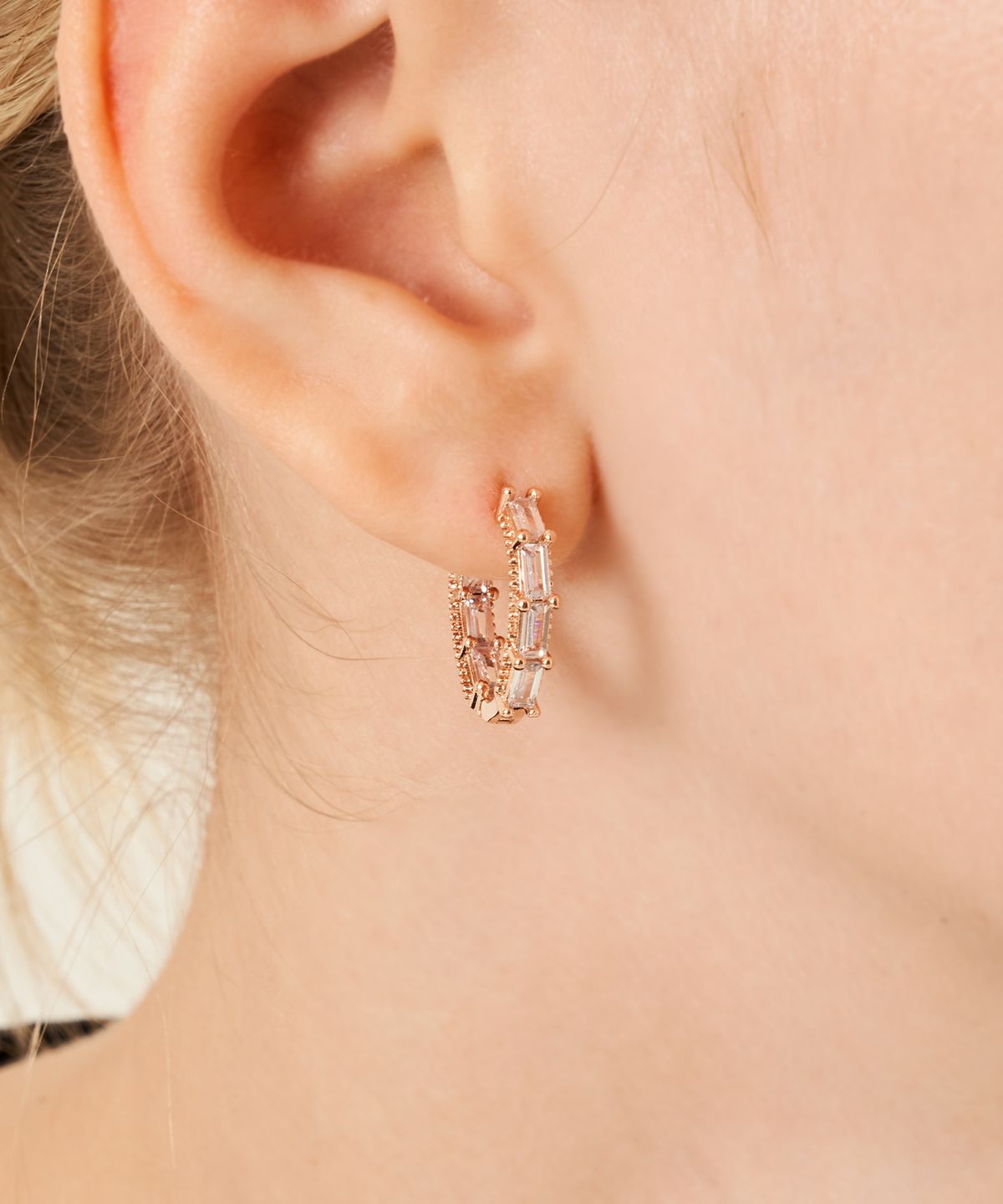 가이거주얼리(GEIGERJEWELRY) 18K GF 테파 스톤  원터치 링 귀걸이 GI8KPEE080